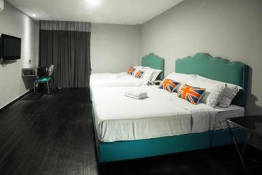 ג'והור בהרו Artz Hotel מראה חיצוני תמונה